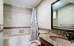 Stratford Court (D16), Condominium #525152741